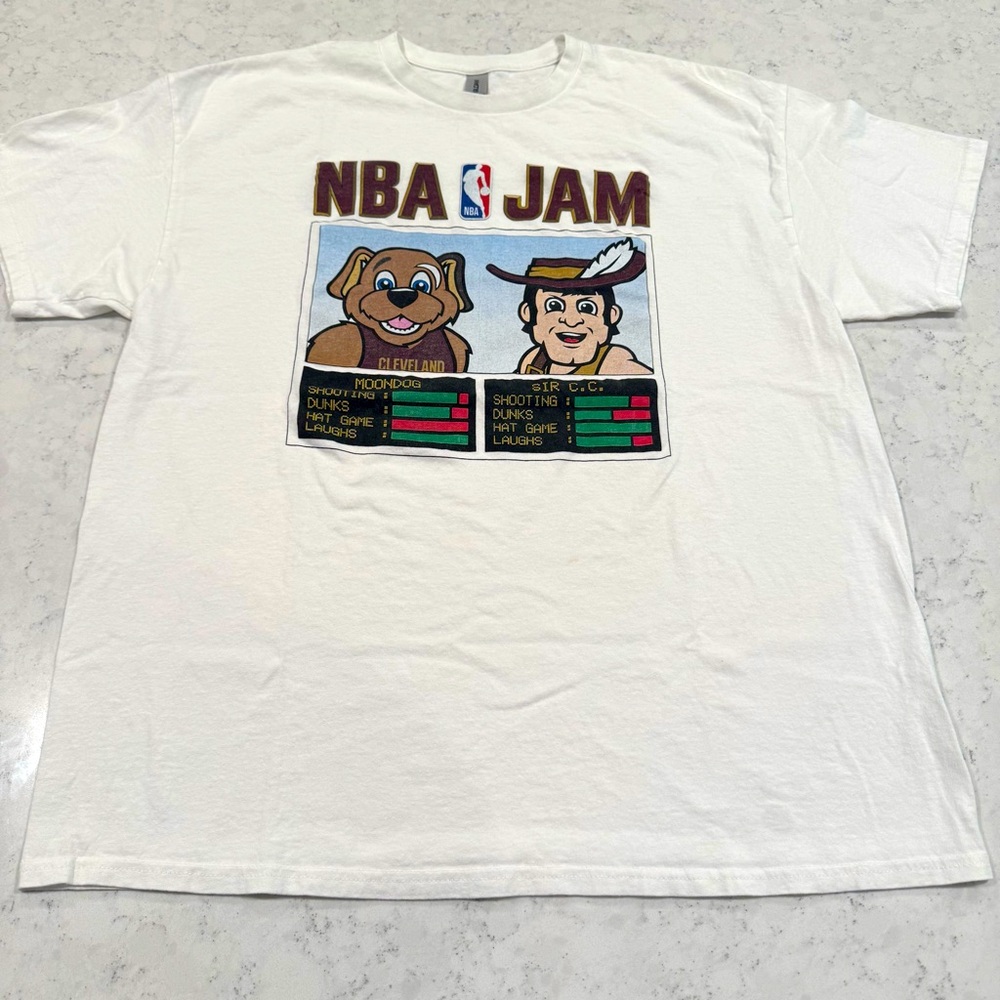NBA Jam Moondog & Sir C.C. Cleveland Cavaliers Basketball Graphic T-Shirt XL